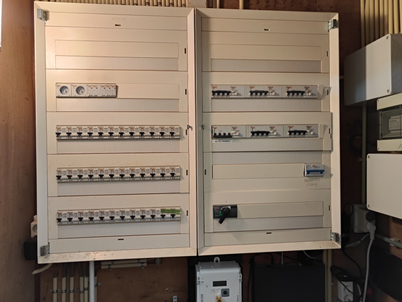 Afbeeldingslocatie: https://tweakers.net/i/mX5QszWB6YHPGqyGFTSdeFr_8Zg=/800x/filters:strip_icc():strip_exif()/f/image/gYAVcAXXfMLlVik8s1Gpy6Au.jpg?f=fotoalbum_large