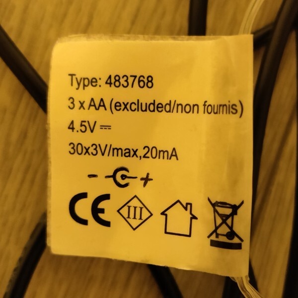 Label led lichbol op 3 AA batterijen