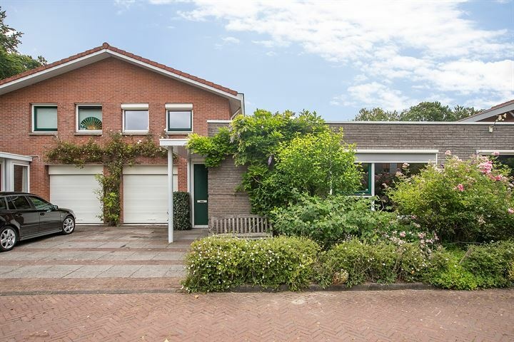 Afbeeldingslocatie: https://tweakers.net/i/mbvWPspbjUct0jDlNk47m0biyPM=/full-fit-in/4920x3264/filters:max_bytes(3145728):no_upscale():strip_icc():fill(white):strip_exif()/f/image/89kvFKP7zyzpqoVuMWseybQ5.jpg?f=user_large