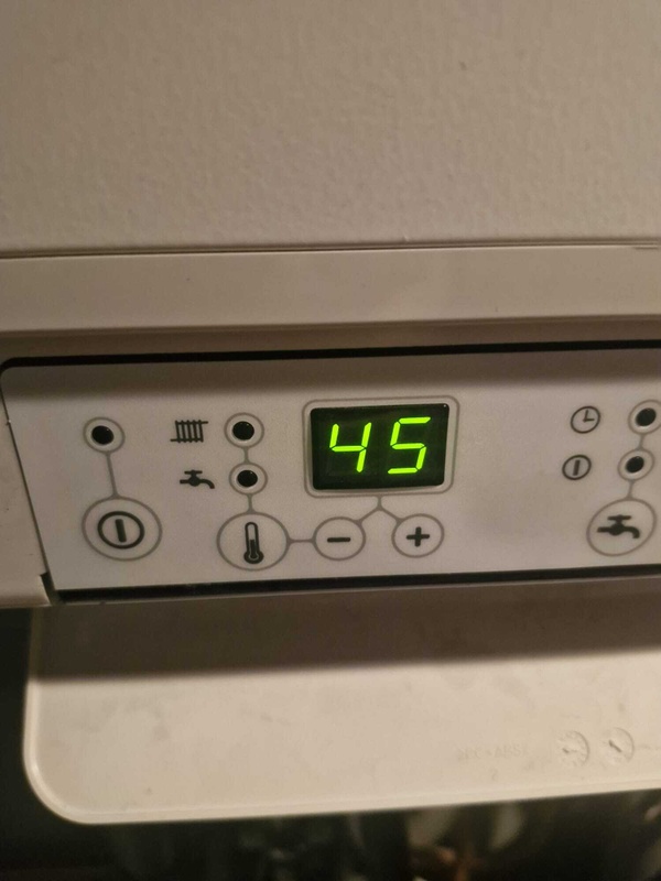 Afbeeldingslocatie: https://tweakers.net/i/mcQ-xADJ5pdXt8jIEKJEH--kSIA=/x800/filters:strip_icc():strip_exif()/f/image/kqZzS86wavVnRAKfox96cIHr.jpg?f=fotoalbum_large