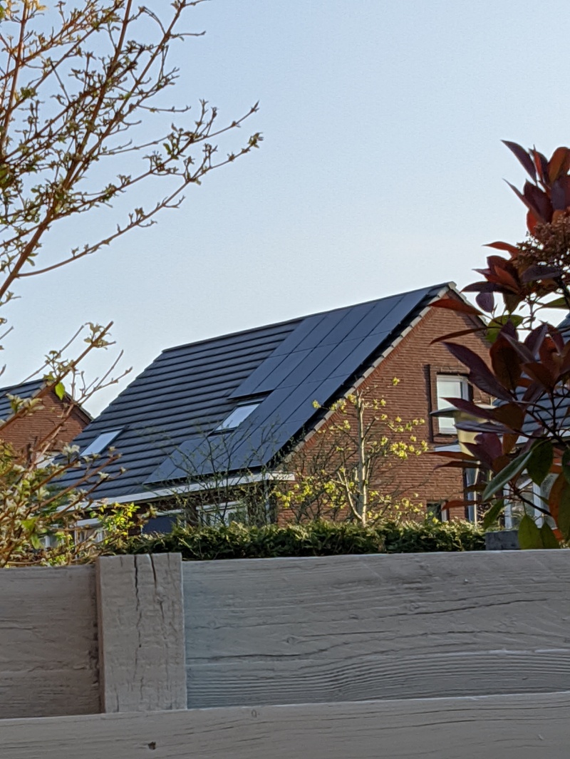 Afbeeldingslocatie: https://tweakers.net/i/mcoAW2lw7goRxOsRovK_8B0r8S4=/800x/filters:strip_icc():strip_exif()/f/image/DnfRi9ngYGhba4pyVSFY3i58.jpg?f=fotoalbum_large