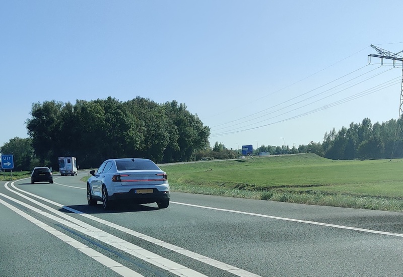 Afbeeldingslocatie: https://tweakers.net/i/me5XfTxm4bPq_1Md2lctURLNHt8=/800x/filters:strip_icc():strip_exif()/f/image/o7ZTqwlZWEecJqftPEykWAgc.jpg?f=fotoalbum_large
