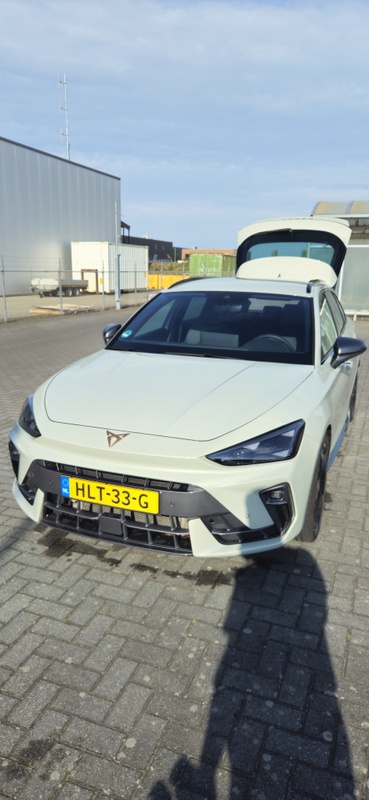 Afbeeldingslocatie: https://tweakers.net/i/mfYOa-MUUFJr0cieW4x3NTzqPpY=/x800/filters:strip_icc():strip_exif()/f/image/ERZxvVnqMQAEtOxxybtlW769.jpg?f=fotoalbum_large