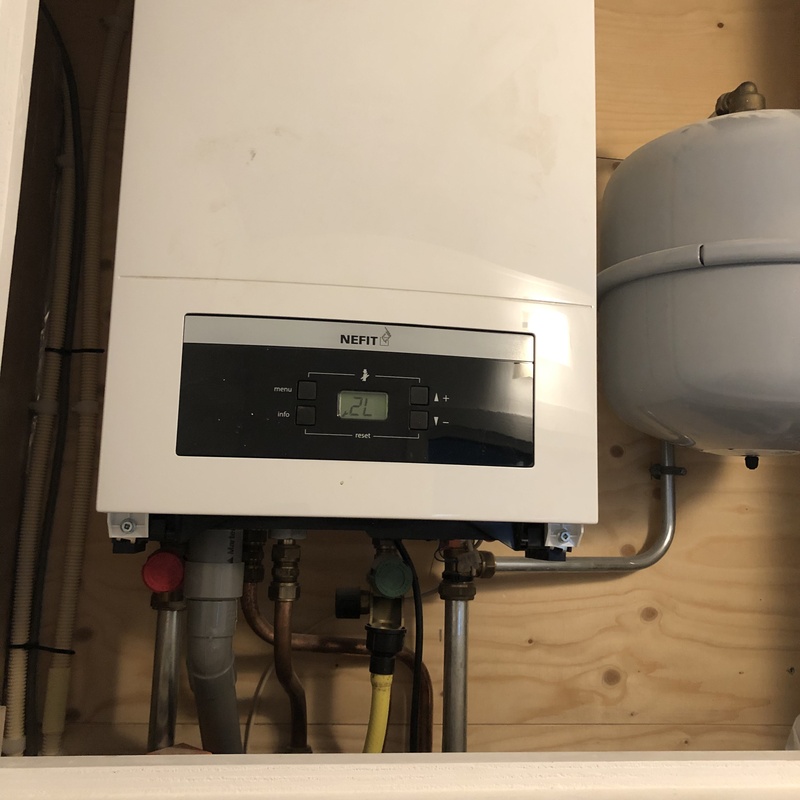 Afbeeldingslocatie: https://tweakers.net/i/mfqhu1hf3P_O_R_PJJE6XjzHzkI=/800x/filters:strip_icc():strip_exif()/f/image/JC4HPhUEcUKJf1aLAcjftwQi.jpg?f=fotoalbum_large