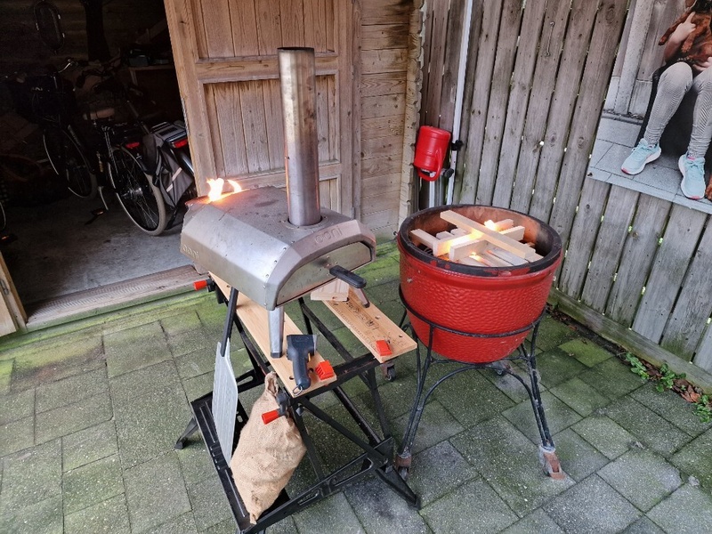 Afbeeldingslocatie: https://tweakers.net/i/mg8pzHy54PBbT0uMB22jm8nfJ18=/800x/filters:strip_icc():strip_exif()/f/image/mSElNZ0HtVcLUtaAnZ7MJzcs.jpg?f=fotoalbum_large