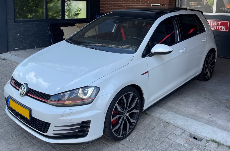 Afbeeldingslocatie: https://tweakers.net/i/mh_KcmOuIHoRJekdUHtA8LudIlk=/800x/filters:strip_icc():strip_exif()/f/image/Yh7v8RCfbBIKFpEQIc0jNFOa.jpg?f=fotoalbum_large