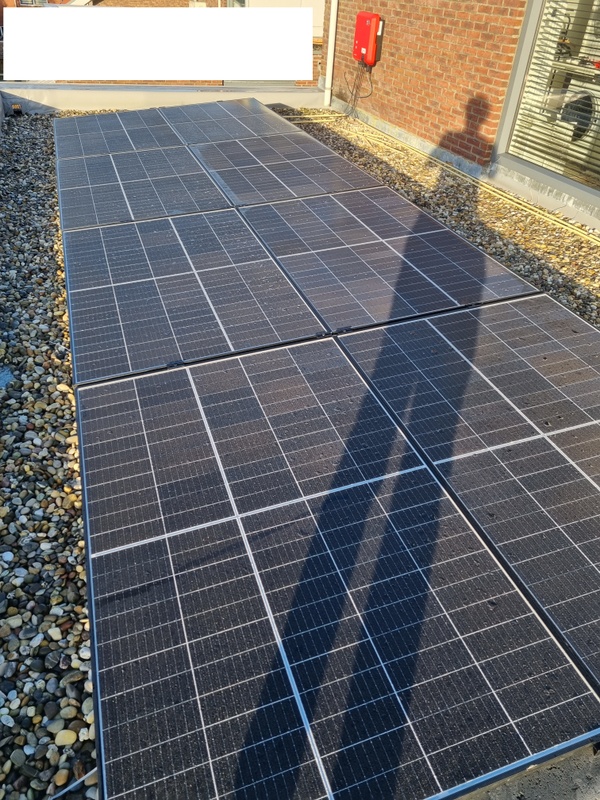 Afbeeldingslocatie: https://tweakers.net/i/mmHC-xSV2zfYhUaePV26EGmQwJU=/x800/filters:strip_icc():strip_exif()/f/image/A7bfVw8657EMWVaRXNeT7RQD.jpg?f=fotoalbum_large