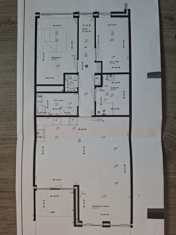 Afbeeldingslocatie: https://tweakers.net/i/mmwhZhU6zuESMPPg4t0Z5LrLF8A=/x800/filters:strip_icc():strip_exif()/f/image/TYyLnHmE6L7qUIJXPlXeJiWu.jpg?f=fotoalbum_large