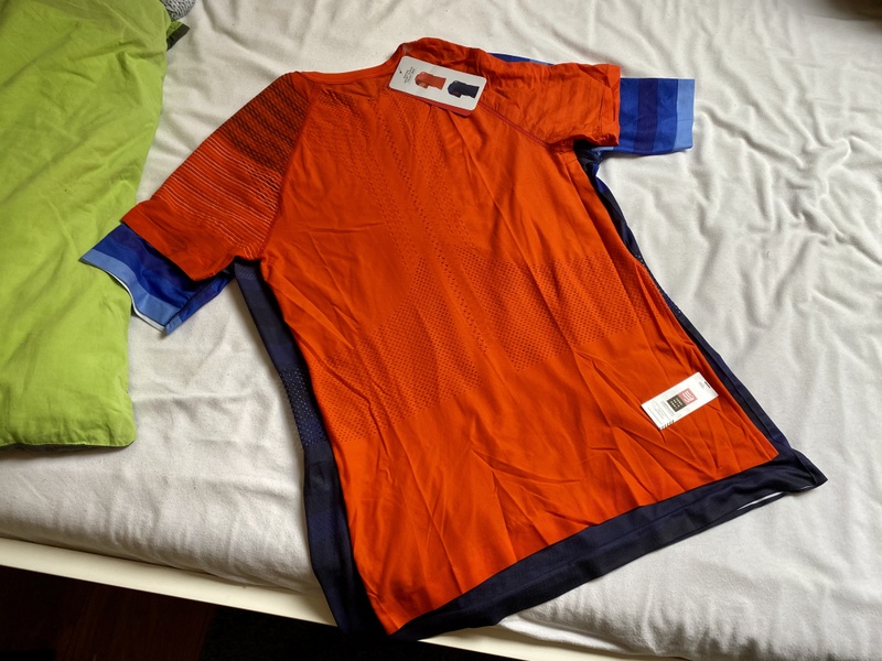 Afbeeldingslocatie: https://tweakers.net/i/mqMpOAjPxS-tgYeIL5n-HZUl8WM=/800x/filters:strip_icc():strip_exif()/f/image/UWX1YwMiM19rtt7MZ9cJmolk.jpg?f=fotoalbum_large