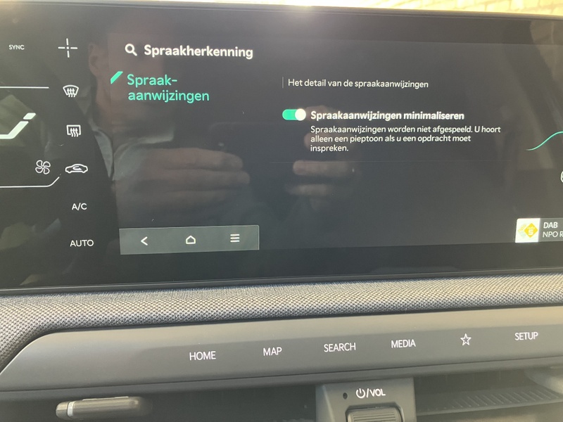 Afbeeldingslocatie: https://tweakers.net/i/mqwO2x03X_BCzwmNgL-O8L7Ym2c=/800x/filters:strip_icc():strip_exif()/f/image/upu6Ve9f9BgEZf504oudegO4.jpg?f=fotoalbum_large
