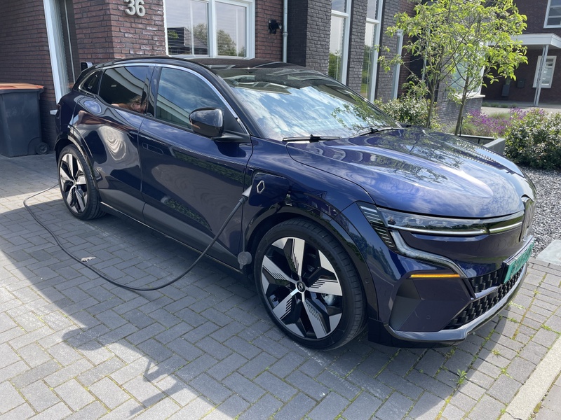 Afbeeldingslocatie: https://tweakers.net/i/msIuh01eXauWWqQlxhweGvbp6gg=/800x/filters:strip_icc():strip_exif()/f/image/J2Tml2zk9Ka4d9ehfNToTPmK.jpg?f=fotoalbum_large