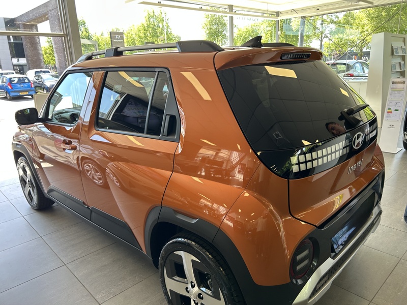 Afbeeldingslocatie: https://tweakers.net/i/mspPmsJawG4HDudJ4ZPnHIulJlM=/800x/filters:strip_icc():strip_exif()/f/image/mXd0koJIZGPT4LMfsb1TgcGE.jpg?f=fotoalbum_large