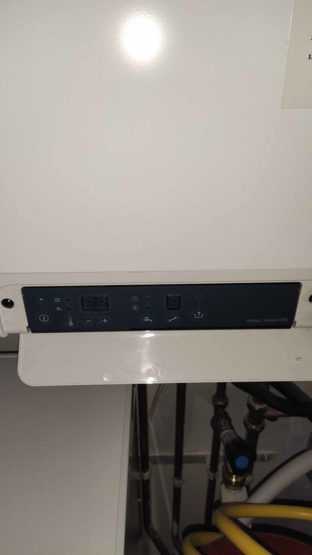 Afbeeldingslocatie: https://tweakers.net/i/msxjkU8-l89jaTrG1Y80pheeV_0=/x800/filters:strip_icc():strip_exif()/f/image/AmGF54oUn4gwhB5Wyl5X3Qib.jpg?f=fotoalbum_large