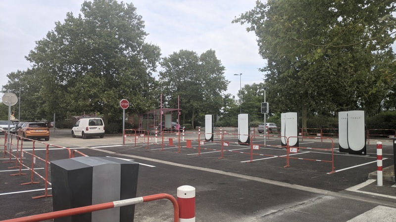 Afbeeldingslocatie: https://tweakers.net/i/msziJxftLE8ljdWAE7dLEA8C_Qo=/800x/filters:strip_icc():strip_exif()/f/image/ybYQ0PdStdTUntVvcXZumLVu.jpg?f=fotoalbum_large