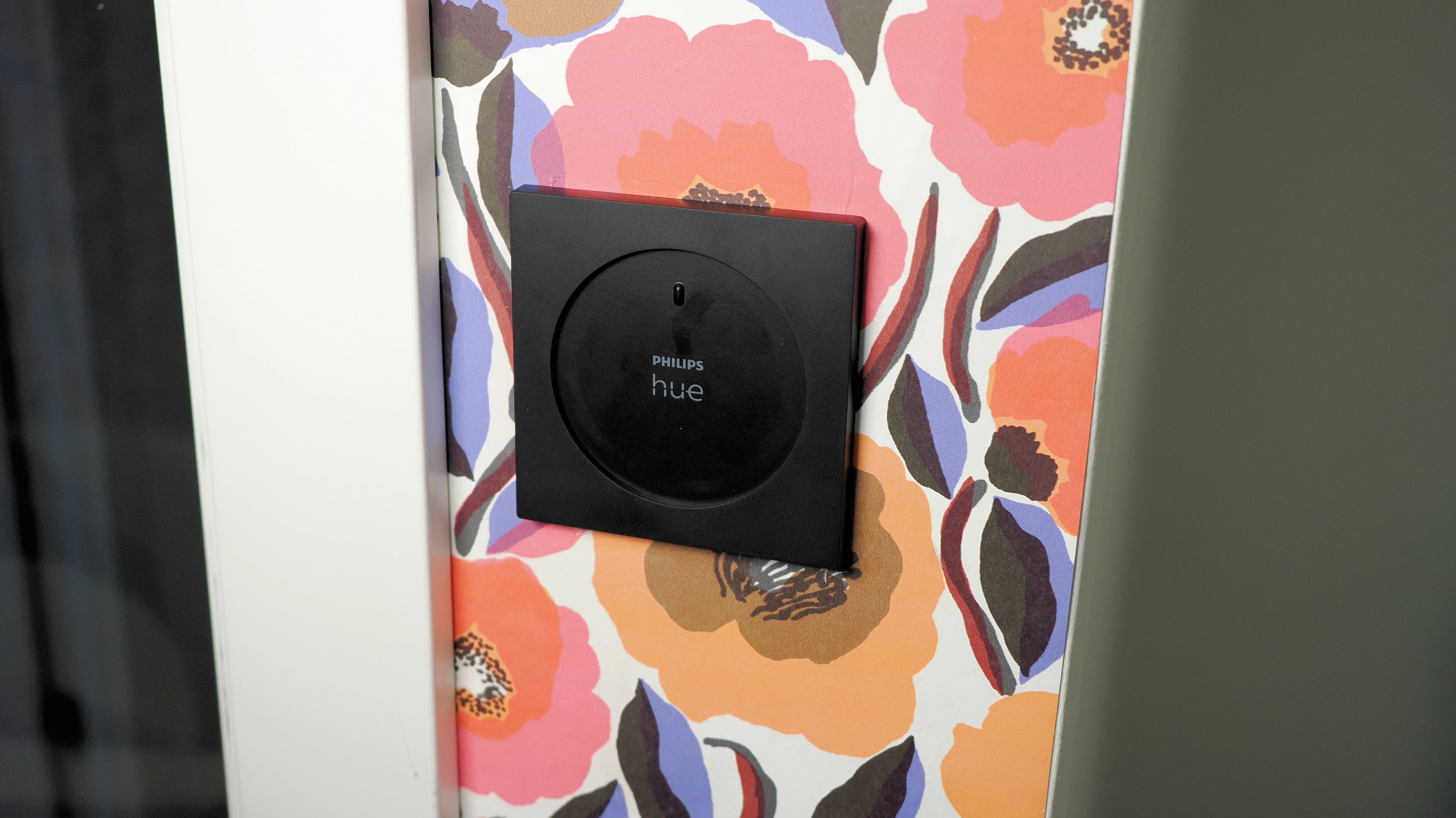 Philips Hue Tap Dial Switch - Connect to Bluetooth or Bridge
