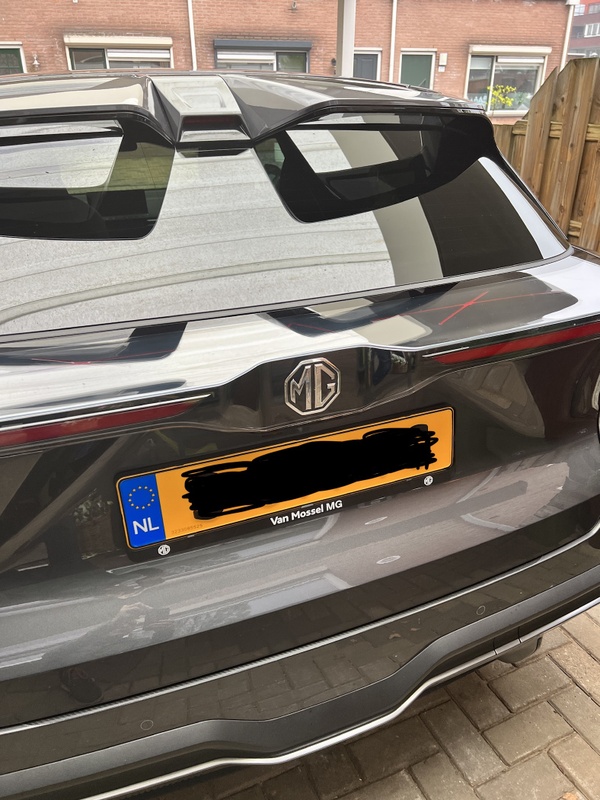 Afbeeldingslocatie: https://tweakers.net/i/mtvtqG3kmNYRIkRR8VHe4IBNV64=/x800/filters:strip_icc():strip_exif()/f/image/EGGbTgnnDYj3syuNsZhVcjUE.jpg?f=fotoalbum_large