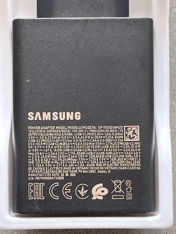 Afbeeldingslocatie: https://tweakers.net/i/muEHkE1wjbLt-iDRPqqtliHXxUw=/x800/filters:strip_icc():strip_exif()/f/image/zDk77aSGnLy9Q6qFiHR3i7bd.jpg?f=fotoalbum_large