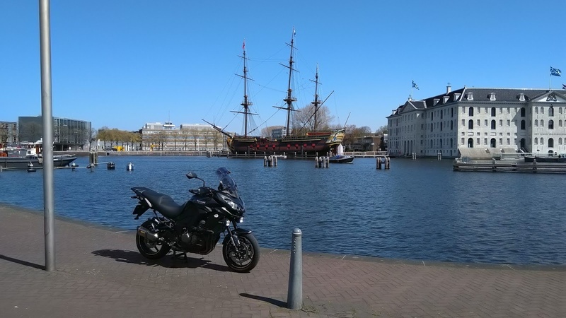 Afbeeldingslocatie: https://tweakers.net/i/mxt0IdNOc8YxVMMoKxmB2gq4olA=/800x/filters:strip_icc():strip_exif()/f/image/X7K5HuTYQTIkNtlDW6KB9p9B.jpg?f=fotoalbum_large