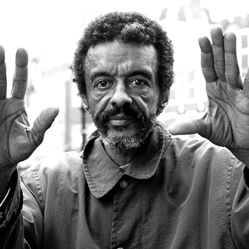 Afbeeldingslocatie: https://tweakers.net/i/mxy_Zi6mn_AA9GJtgR8_EVyWUCE=/full-fit-in/4920x3264/filters:max_bytes(3145728):no_upscale():strip_icc():fill(white):strip_exif()/f/image/0dVaNHy6FlWcQ0DfwjUTrXPg.jpg?f=user_large