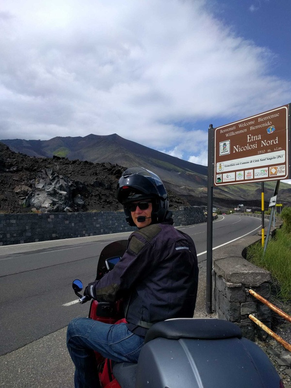 Afbeeldingslocatie: https://tweakers.net/i/mzZpNGe_N5KX8GeN3RYgq7MbX4Y=/x800/filters:strip_icc():strip_exif()/f/image/BmDoJ3PCeFZNFI3M3WagRVMT.jpg?f=fotoalbum_large