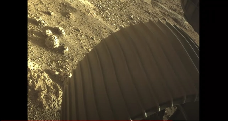 Afbeeldingslocatie: https://tweakers.net/i/mzgY3ofKVy_ySKYib_C_rXQXGxU=/800x/filters:strip_icc():strip_exif()/f/image/bOCswc9h8Bkw4Rk8G8XZVWga.jpg?f=fotoalbum_large