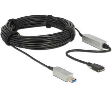 Delock 83724