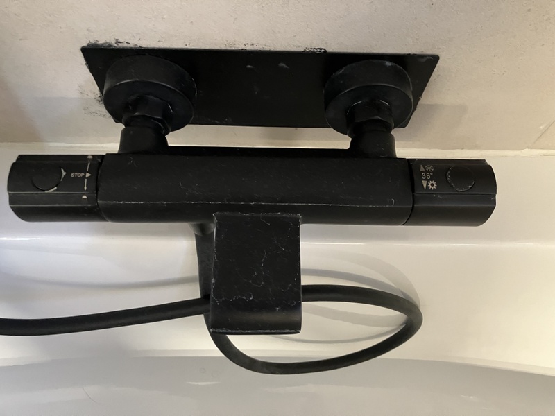 Afbeeldingslocatie: https://tweakers.net/i/n-YqskcxcJ-cqQWu9GKZOrxKY6M=/800x/filters:strip_icc():strip_exif()/f/image/7acsQbfXVFDpFh5jfJIC2KKv.jpg?f=fotoalbum_large