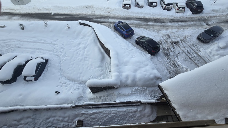 Afbeeldingslocatie: https://tweakers.net/i/n0AyaSPenfXXuZJ8qd8kaxIivh4=/800x/filters:strip_icc():strip_exif()/f/image/v3kKJcCxUEanuSjia7oiHIER.jpg?f=fotoalbum_large