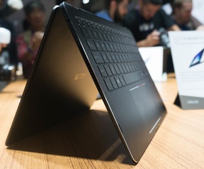 Asus ZenBook Flip S
