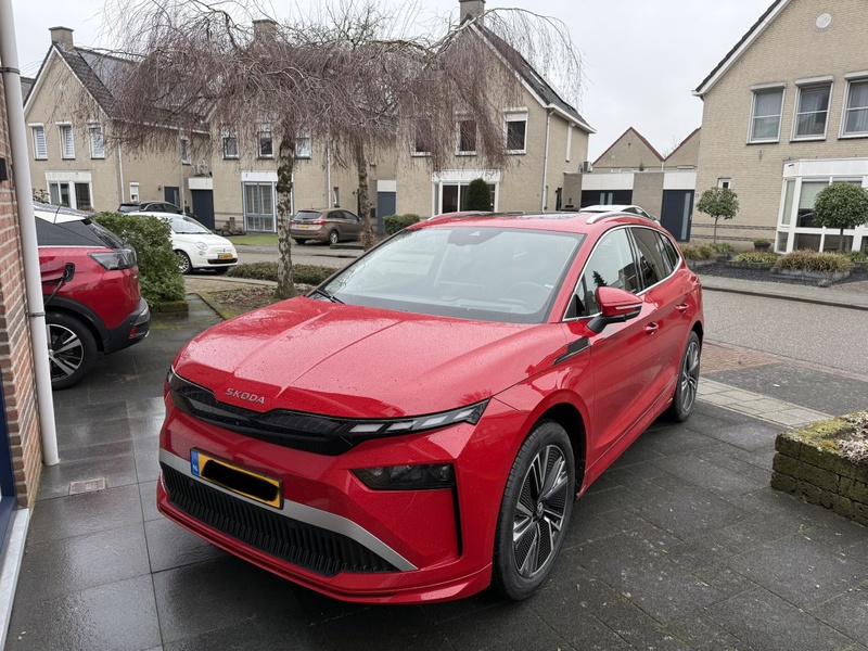 Afbeeldingslocatie: https://tweakers.net/i/n1rztRxonR15q4n3xVrUlcrzFPc=/800x/filters:strip_icc():strip_exif()/f/image/qoXyZ64iaZg7uMWnyfpPqb51.jpg?f=fotoalbum_large