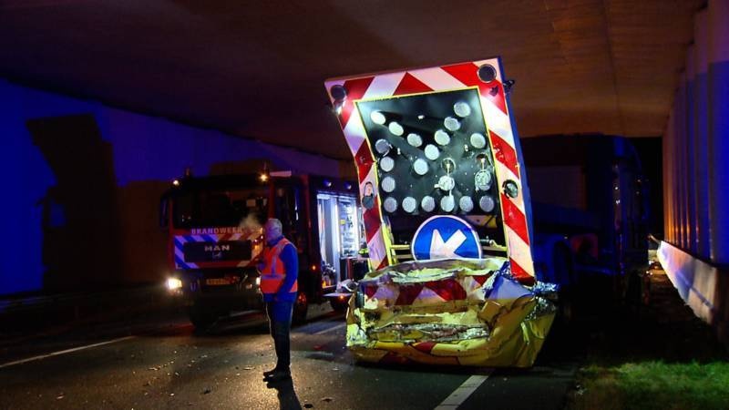 Afbeeldingslocatie: https://tweakers.net/i/n2HhwrpVR1-S3ZMd5uY6p50fg_E=/f/image/yLa4DLxtIiOs6fHEQgp6uvaD.jpg