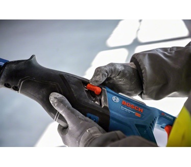 Bosch GSA 18V-28 Professional