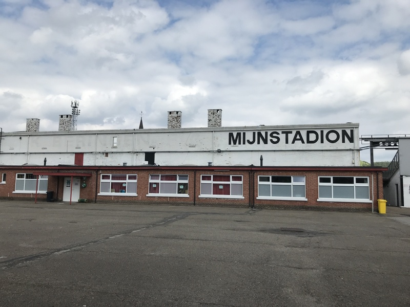 Afbeeldingslocatie: https://tweakers.net/i/n3Lbf8EI7-3dsAiBK_Ss1Xp0l60=/800x/filters:strip_icc():strip_exif()/f/image/kcw9BkT5YUlxSdkCLgjOzl3t.jpg?f=fotoalbum_large