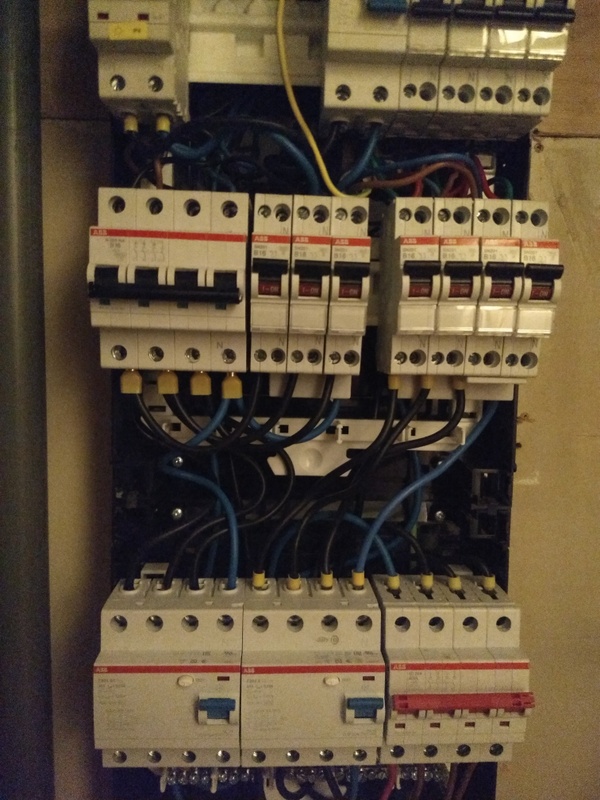 Afbeeldingslocatie: https://tweakers.net/i/n7H776xXtp34FvSgLOX0gvhIMjQ=/x800/filters:strip_icc():strip_exif()/f/image/G5xrZ0CnPucO2T5eMnes7J2I.jpg?f=fotoalbum_large