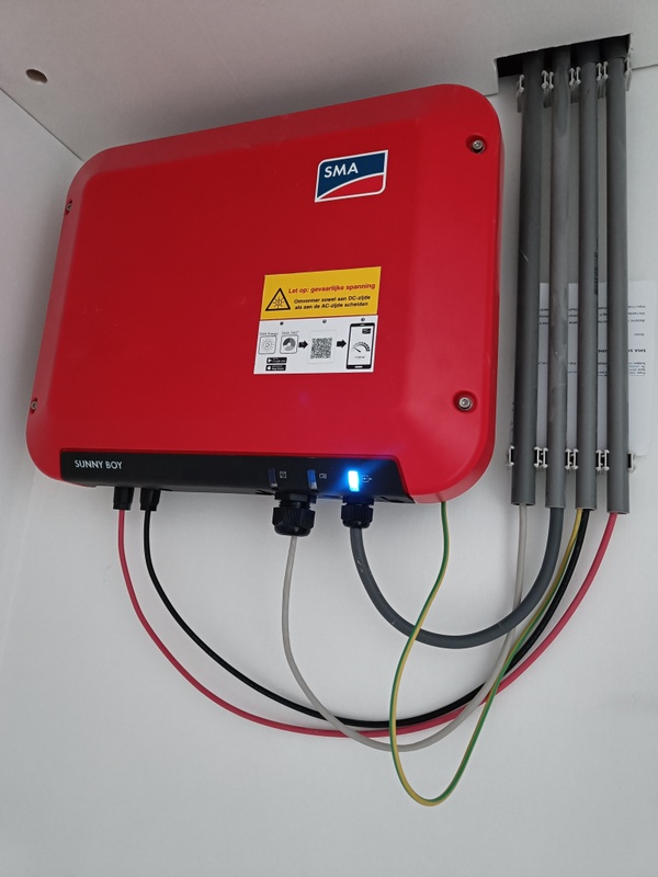 Afbeeldingslocatie: https://tweakers.net/i/nAJVyQR2yX5xS3GUfRym89ggMHY=/x800/filters:strip_icc():strip_exif()/f/image/6pNsN84ojBxcPimrXZ4UaIB2.jpg?f=fotoalbum_large