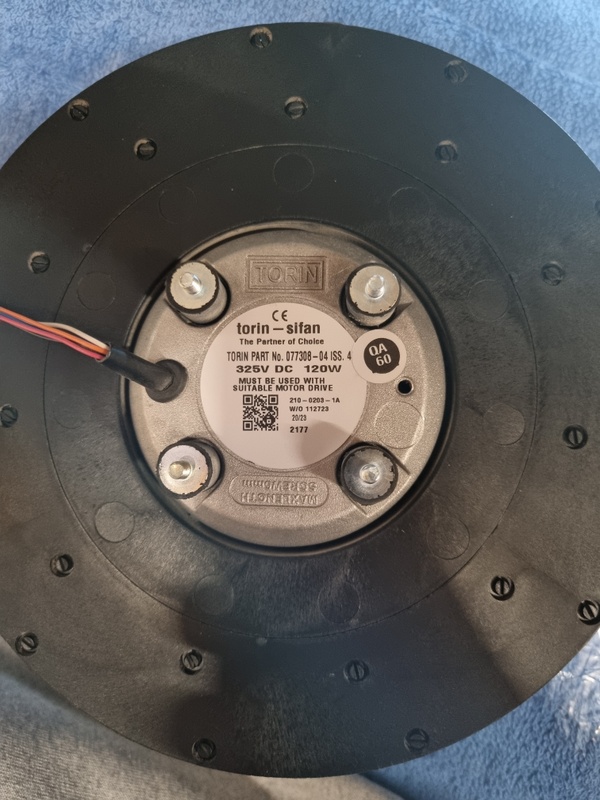 Afbeeldingslocatie: https://tweakers.net/i/nAe70-MHxF4Sm0UV8ou8xAFIiJw=/x800/filters:strip_icc():strip_exif()/f/image/pITarLNMOKlc8EQSazki1slZ.jpg?f=fotoalbum_large