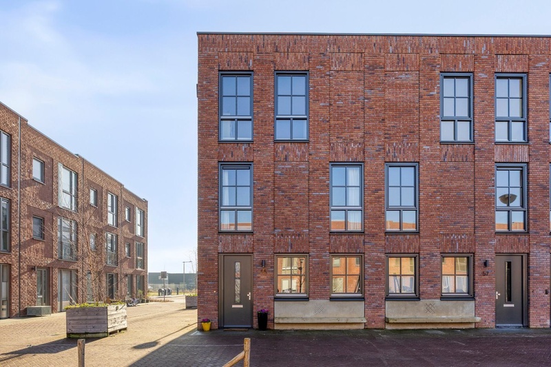 Afbeeldingslocatie: https://tweakers.net/i/nCMPToZWarC2Hb4ozizSuLEHjUc=/800x/filters:strip_icc():strip_exif()/f/image/eqIp0Tt3oR1BOIyKJTD1kXyV.jpg?f=fotoalbum_large