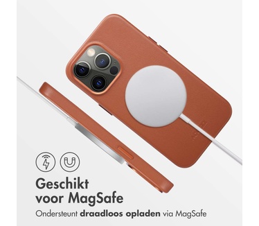 Accezz MagSafe Leather Backcover iPhone 13 Pro - Bruin