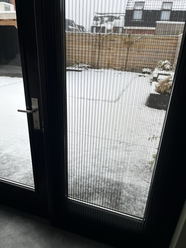 Afbeeldingslocatie: https://tweakers.net/i/nDKsvRyvZLGCY4DwCtXLyDB8Qek=/x800/filters:strip_icc():strip_exif()/f/image/VD6YFx51FVOu1TI2W18D8l7t.jpg?f=fotoalbum_large