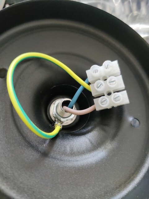 aarde aansluiting van aluminium hanglamp