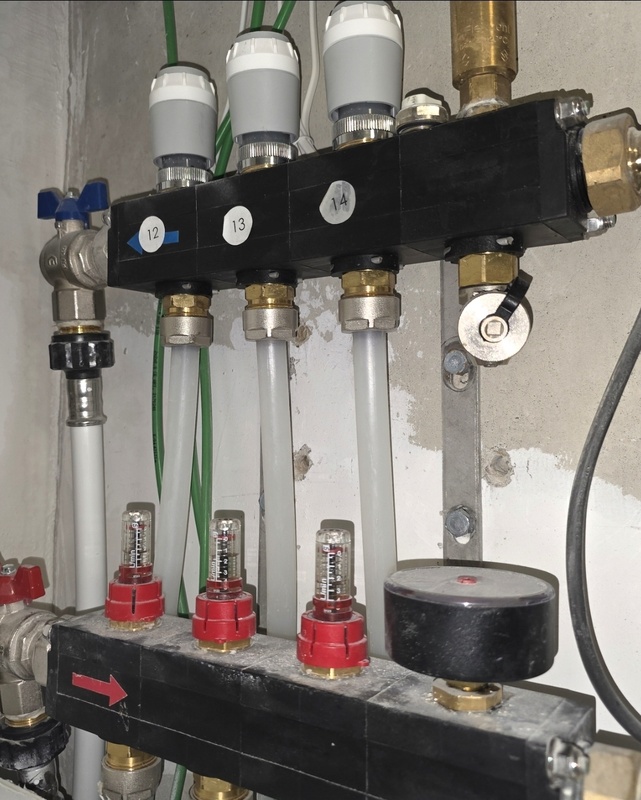 Afbeeldingslocatie: https://tweakers.net/i/nK_tSoOprFS-RlJCmmnw2EwG0yU=/x800/filters:strip_icc():strip_exif()/f/image/RUGbZnK4NvZ9o4eWn3NDfZbQ.jpg?f=fotoalbum_large