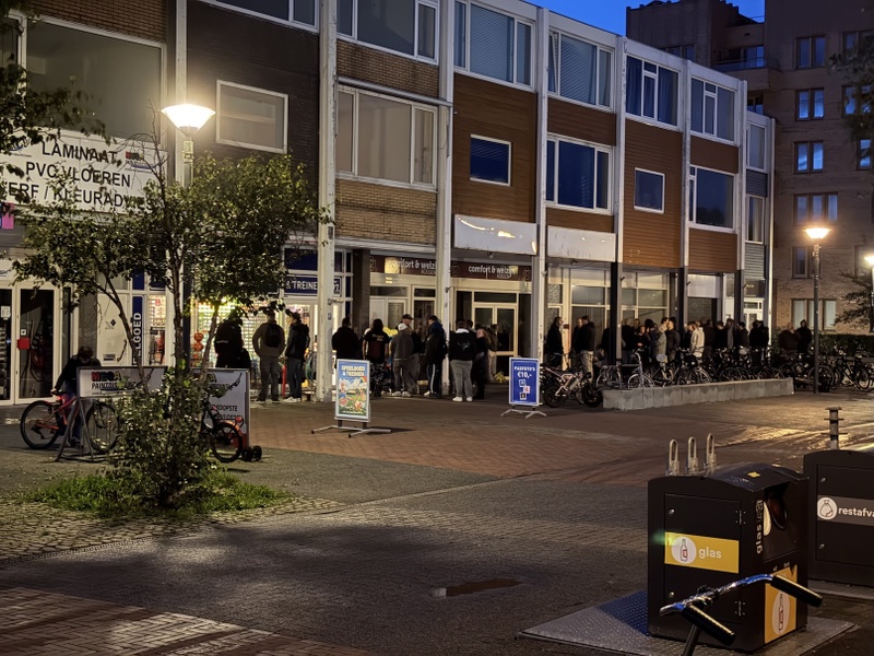 Afbeeldingslocatie: https://tweakers.net/i/nMSENYA2fCHT-Jashkce0c5p25Y=/800x/filters:strip_icc():strip_exif()/f/image/qD1BsXHvRGTPukgUCumvnTZD.jpg?f=fotoalbum_large