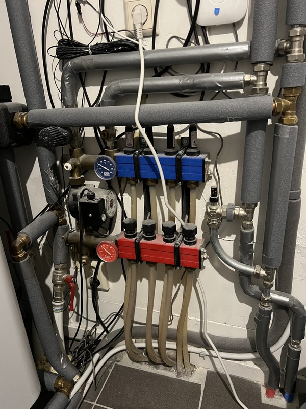 Afbeeldingslocatie: https://tweakers.net/i/nQ-cSCA3MgxQpSNgMpuH1xxkmCY=/x800/filters:strip_icc():strip_exif()/f/image/TFDyJsb0K4RLqjiVS6pDpc60.jpg?f=fotoalbum_large