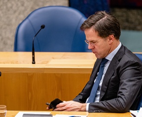 Premier Rutte sms't