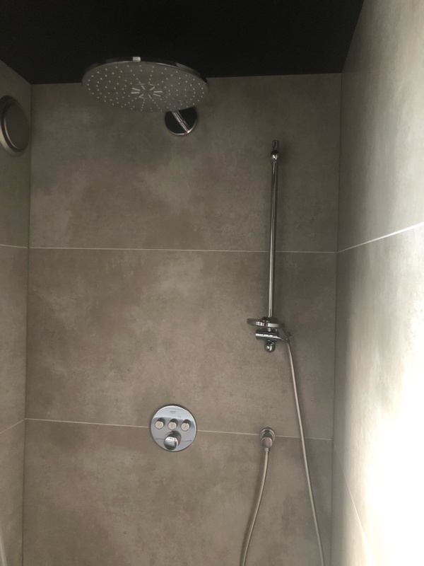 Afbeeldingslocatie: https://tweakers.net/i/nVcd0WDCbDlwq1DVAWwQt-tscGo=/x800/filters:strip_icc():strip_exif()/f/image/0be8rI5l3LZq9mMpDQALQnwY.jpg?f=fotoalbum_large