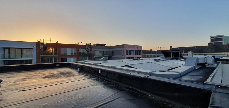 Afbeeldingslocatie: https://tweakers.net/i/nYyoAxkKzdYx-NJDC4c29nBtvgw=/800x/filters:strip_icc():strip_exif()/f/image/HXMzr5QqLKL7nPjR59qzR0es.jpg?f=fotoalbum_large