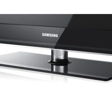 Samsung LE52B750
