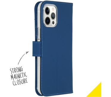 Accezz Wallet Softcase Booktype (iPhone 12 Pro Max) Blauw