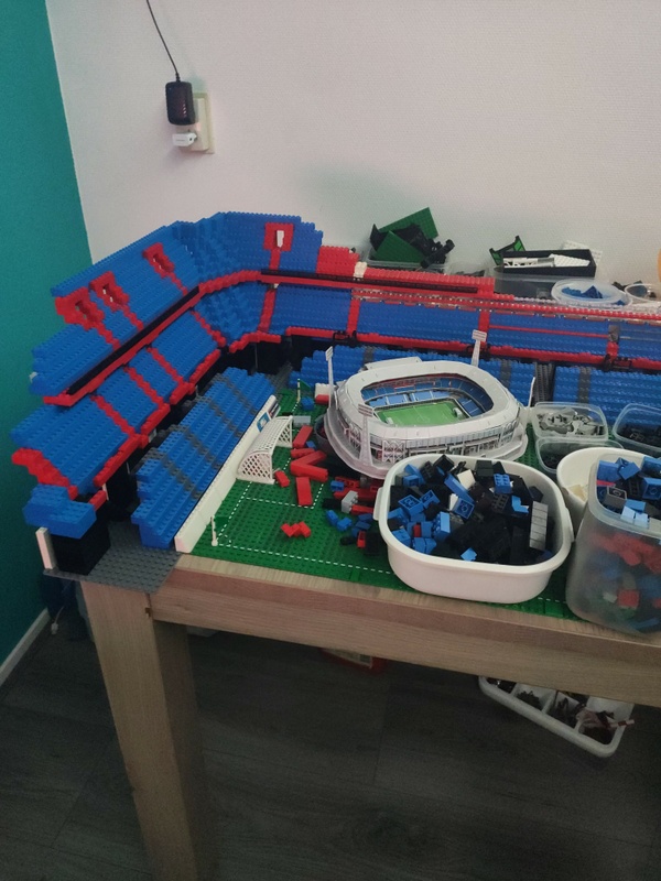 Afbeeldingslocatie: https://tweakers.net/i/najvgHtAUV2FfxXytv8Z1V4xAqY=/x800/filters:strip_icc():strip_exif()/f/image/jnTJJKX6oAkFiYLac4DuKoi8.jpg?f=fotoalbum_large