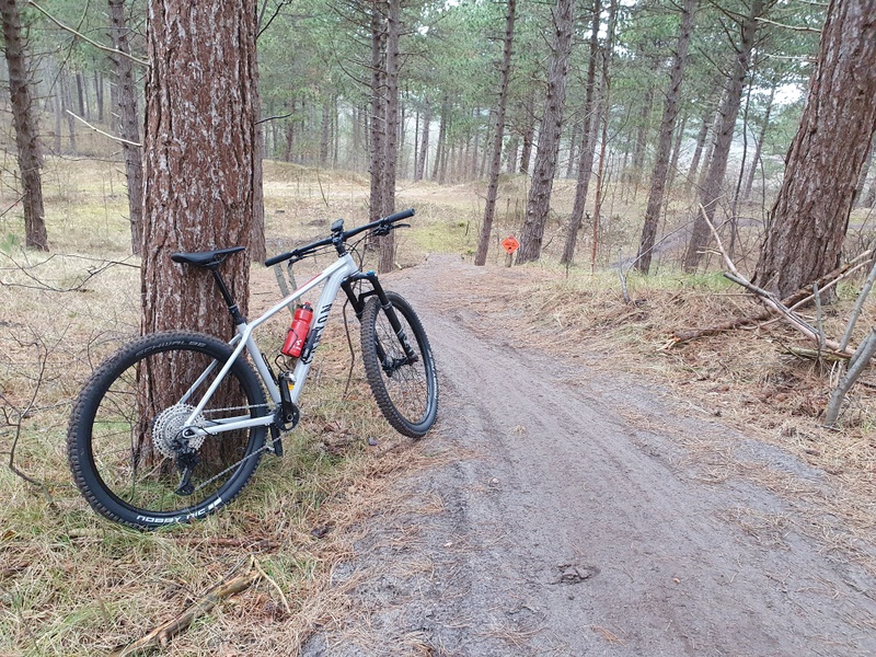 Afbeeldingslocatie: https://tweakers.net/i/neW7Gj7Bds8s4QHP4cU8SoVx4bc=/800x/filters:strip_icc():strip_exif()/f/image/nfb1JkWrbNGiF24sHQXWW1pa.jpg?f=fotoalbum_large